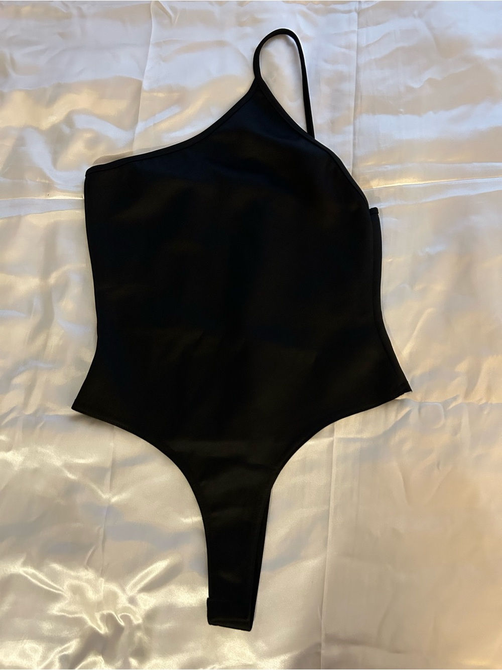 BRAND NEW! Boohoo Black Asymmetric One-Shoulder Bodysuit